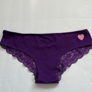 PINK Victoria’s Secret purple lace back low rise hipster panty